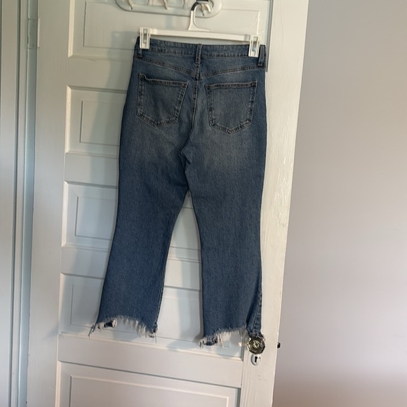 Women's Blue Jeans - Picture 4 of 4